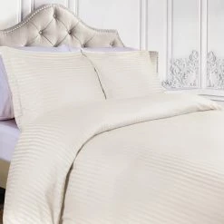 Best Sale 🛒 Miranda Haus Gyda 400-Thread Count Egyptian Cotton Duvet Cover Set Burgundy ⭐ -Miranda Haus Shop unnamed file 1053