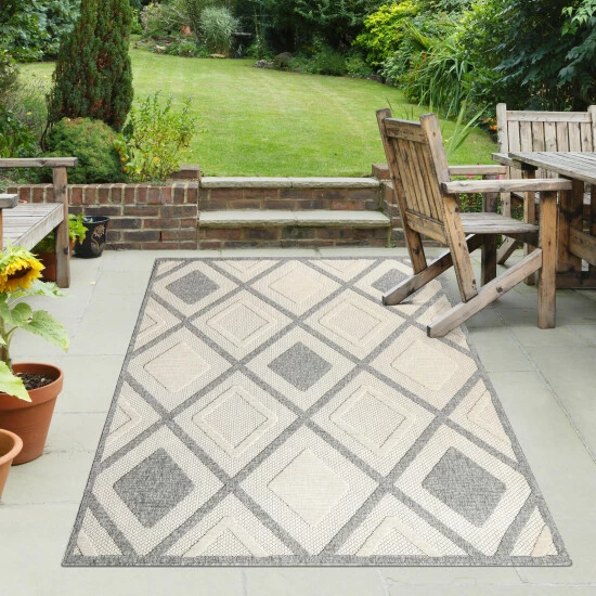 Best Pirce π Miranda Haus Diamond Geometric Lattice Modern Indoor/Outdoor Area Rug Grey π 3 Best Pirce π Miranda Haus Diamond Geometric Lattice Modern Indoor/Outdoor Area Rug Grey π
