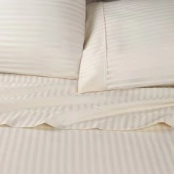 Best Pirce 👏 Miranda Haus Gyda Deep Pocket 400 Thread Count Egyptian Cotton Sheets Plum 🎁 -Miranda Haus Shop unnamed file 1792