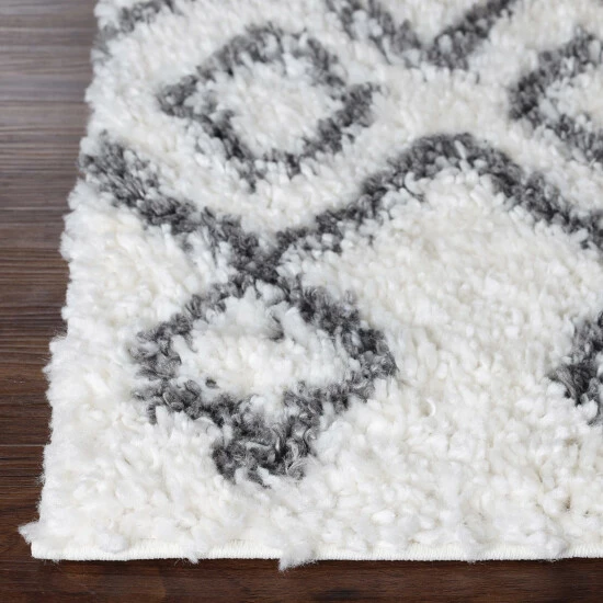 Brand new ✨ Miranda Haus Boho Geometric Diamonds Indoor Plush Shag Area Rug Black/cream ⌛ 5 Brand new ✨ Miranda Haus Boho Geometric Diamonds Indoor Plush Shag Area Rug Black/cream ⌛ - Image 3